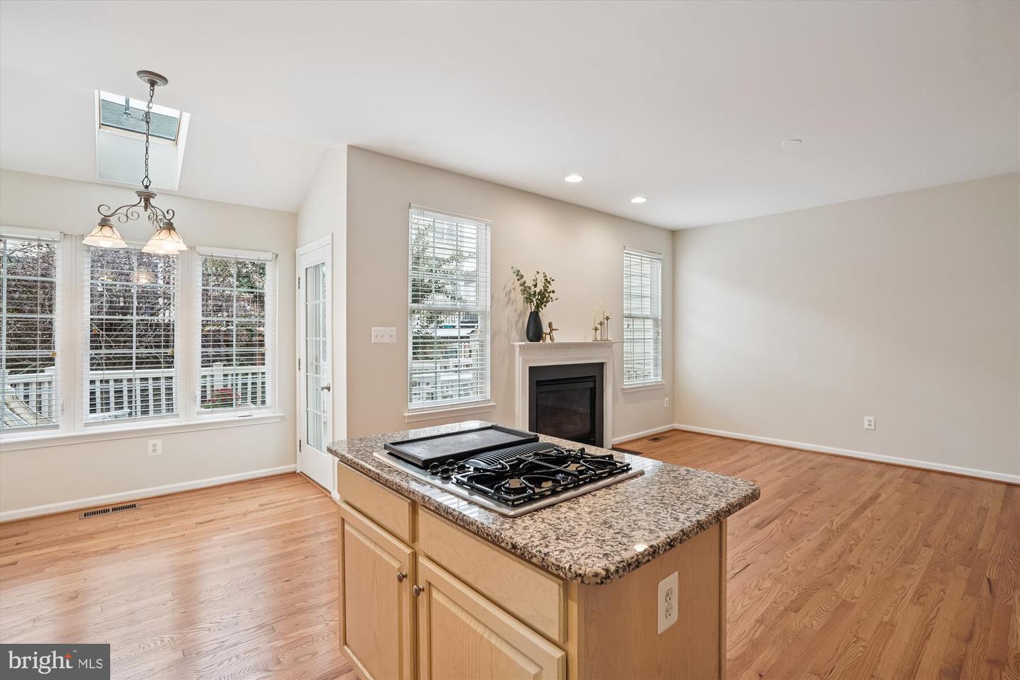 25857 KIRKWOOD SQ, CHANTILLY, Virginia 20152, 3 Bedrooms Bedrooms, ,2 BathroomsBathrooms,Residential,For sale,25857 KIRKWOOD SQ,VALO2107732 MLS # VALO2107732