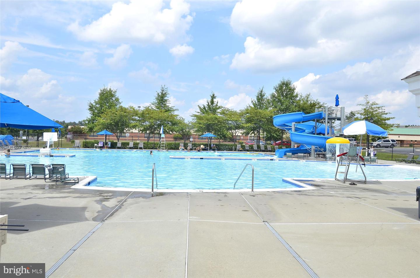 25857 KIRKWOOD SQ, CHANTILLY, Virginia 20152, 3 Bedrooms Bedrooms, ,2 BathroomsBathrooms,Residential,For sale,25857 KIRKWOOD SQ,VALO2107732 MLS # VALO2107732
