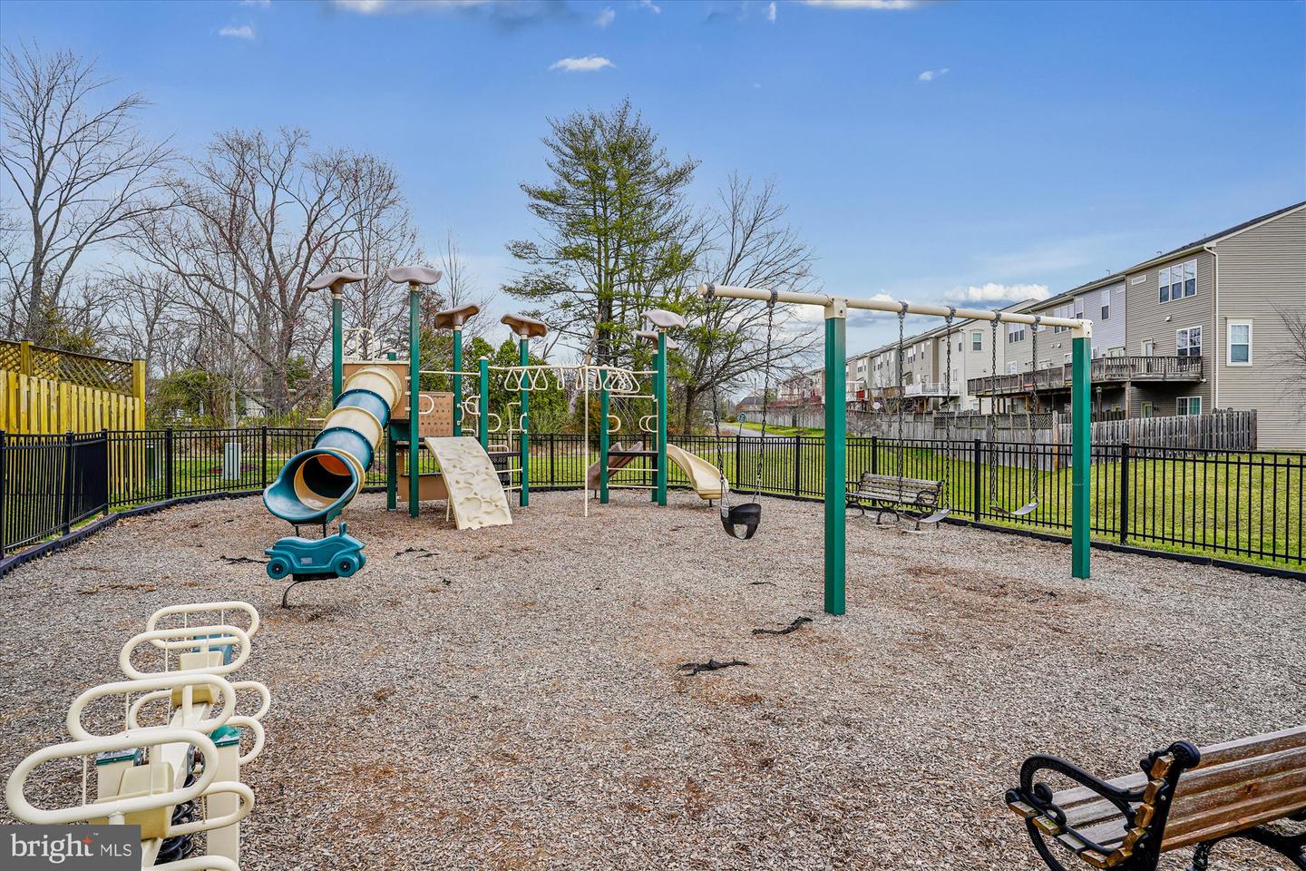 25857 KIRKWOOD SQ, CHANTILLY, Virginia 20152, 3 Bedrooms Bedrooms, ,2 BathroomsBathrooms,Residential,For sale,25857 KIRKWOOD SQ,VALO2107732 MLS # VALO2107732