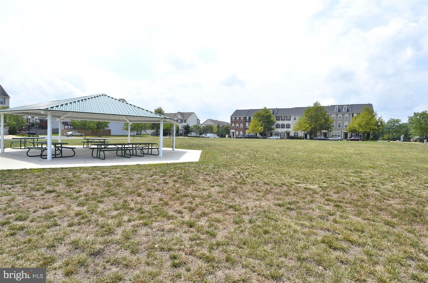 25857 KIRKWOOD SQ, CHANTILLY, Virginia 20152, 3 Bedrooms Bedrooms, ,2 BathroomsBathrooms,Residential,For sale,25857 KIRKWOOD SQ,VALO2107732 MLS # VALO2107732