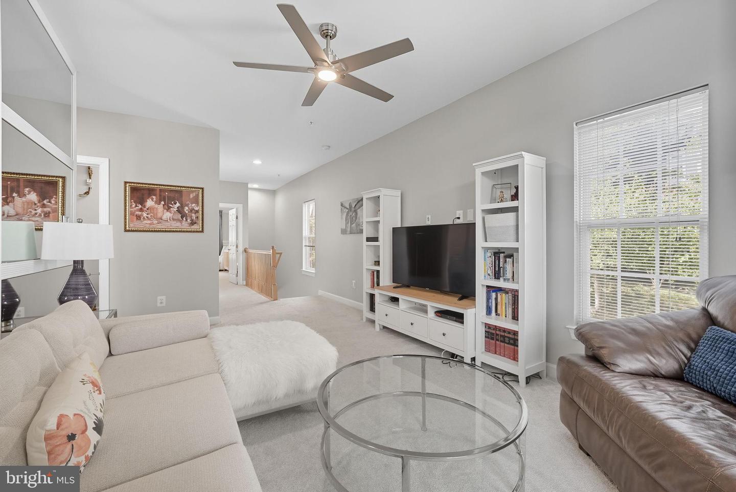 5611 HARRINGTON FALLS LN, ALEXANDRIA, Virginia 22312, 2 Bedrooms Bedrooms, 5 Rooms Rooms,2 BathroomsBathrooms,Residential,For sale,5611 HARRINGTON FALLS LN,VAFX2269560 MLS # VAFX2269560