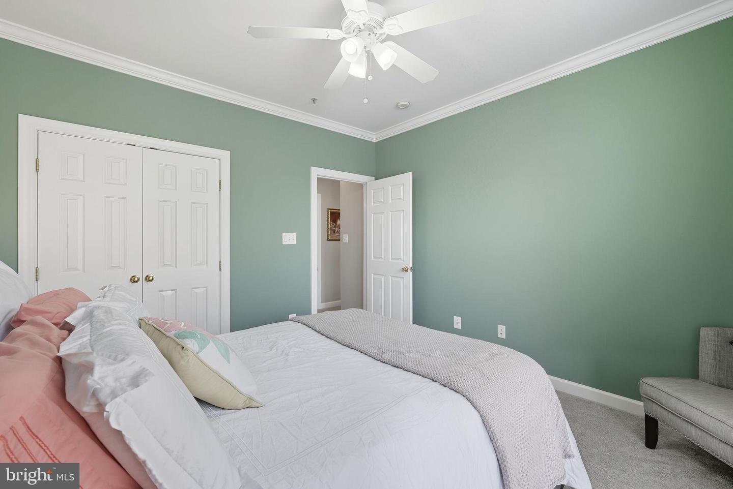 5611 HARRINGTON FALLS LN, ALEXANDRIA, Virginia 22312, 2 Bedrooms Bedrooms, 5 Rooms Rooms,2 BathroomsBathrooms,Residential,For sale,5611 HARRINGTON FALLS LN,VAFX2269560 MLS # VAFX2269560