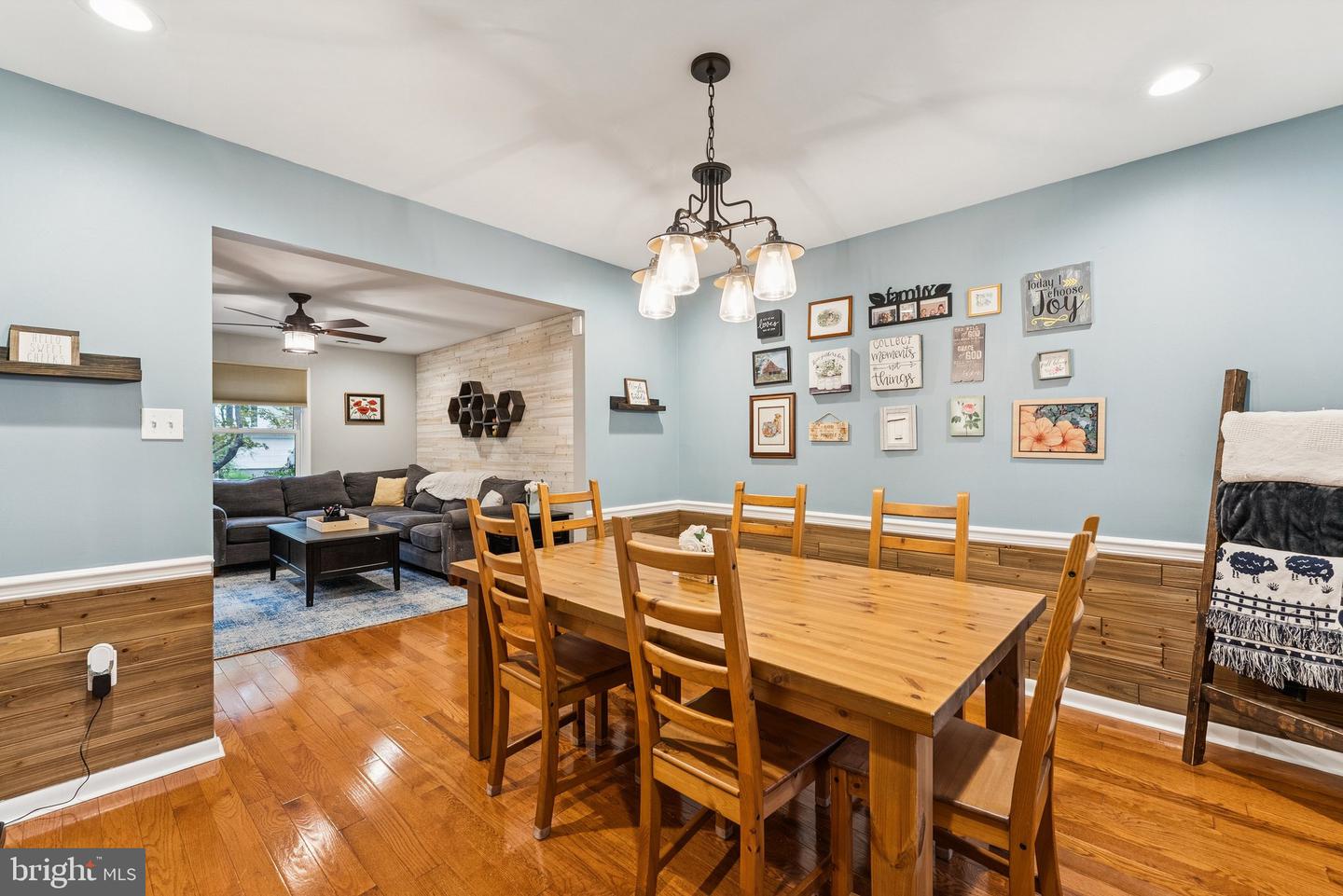 15721 SINGLETREE LN, DUMFRIES, Virginia 22025, 3 Bedrooms Bedrooms, ,2 BathroomsBathrooms,Residential,For sale,15721 SINGLETREE LN,VAPW2104890 MLS # VAPW2104890