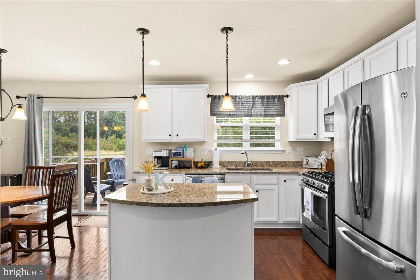 2338 DRAKE LN, FREDERICKSBURG, Virginia 22408, 4 Bedrooms Bedrooms, 8 Rooms Rooms,2 BathroomsBathrooms,Residential,For sale,2338 DRAKE LN,VASP2036536 MLS # VASP2036536