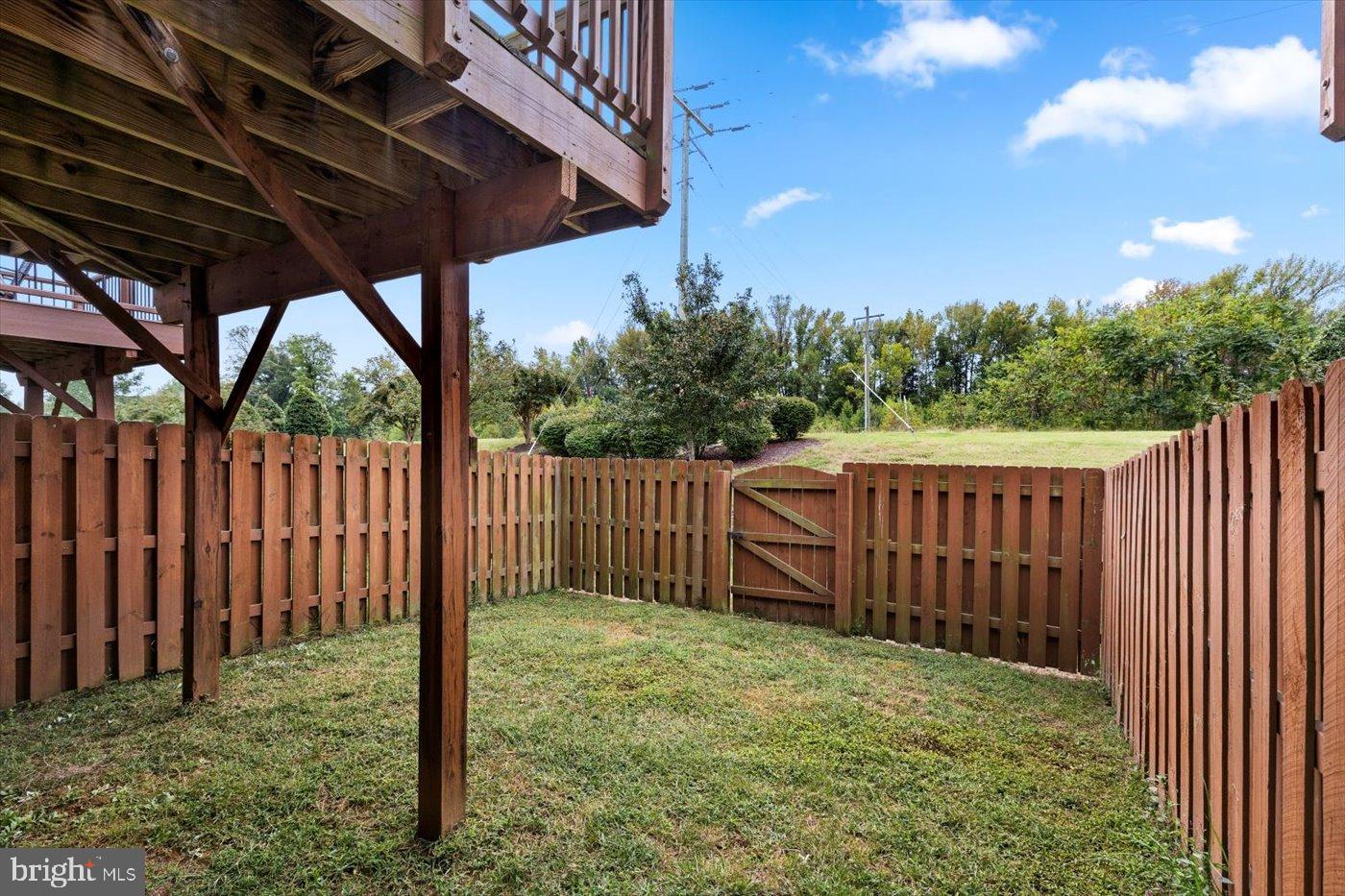 2338 DRAKE LN, FREDERICKSBURG, Virginia 22408, 4 Bedrooms Bedrooms, 8 Rooms Rooms,2 BathroomsBathrooms,Residential,For sale,2338 DRAKE LN,VASP2036536 MLS # VASP2036536