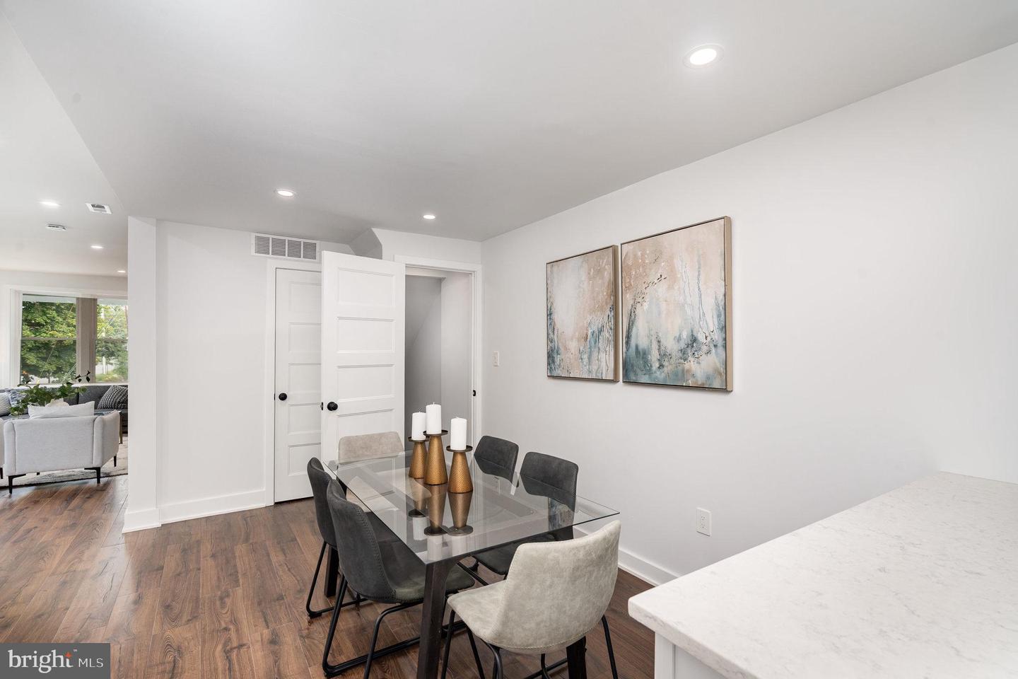 822 GALLATIN ST NW, WASHINGTON, District Of Columbia 20011, 5 Bedrooms Bedrooms, ,4 BathroomsBathrooms,Residential,For sale,822 GALLATIN ST NW,DCDC2224566 MLS # DCDC2224566