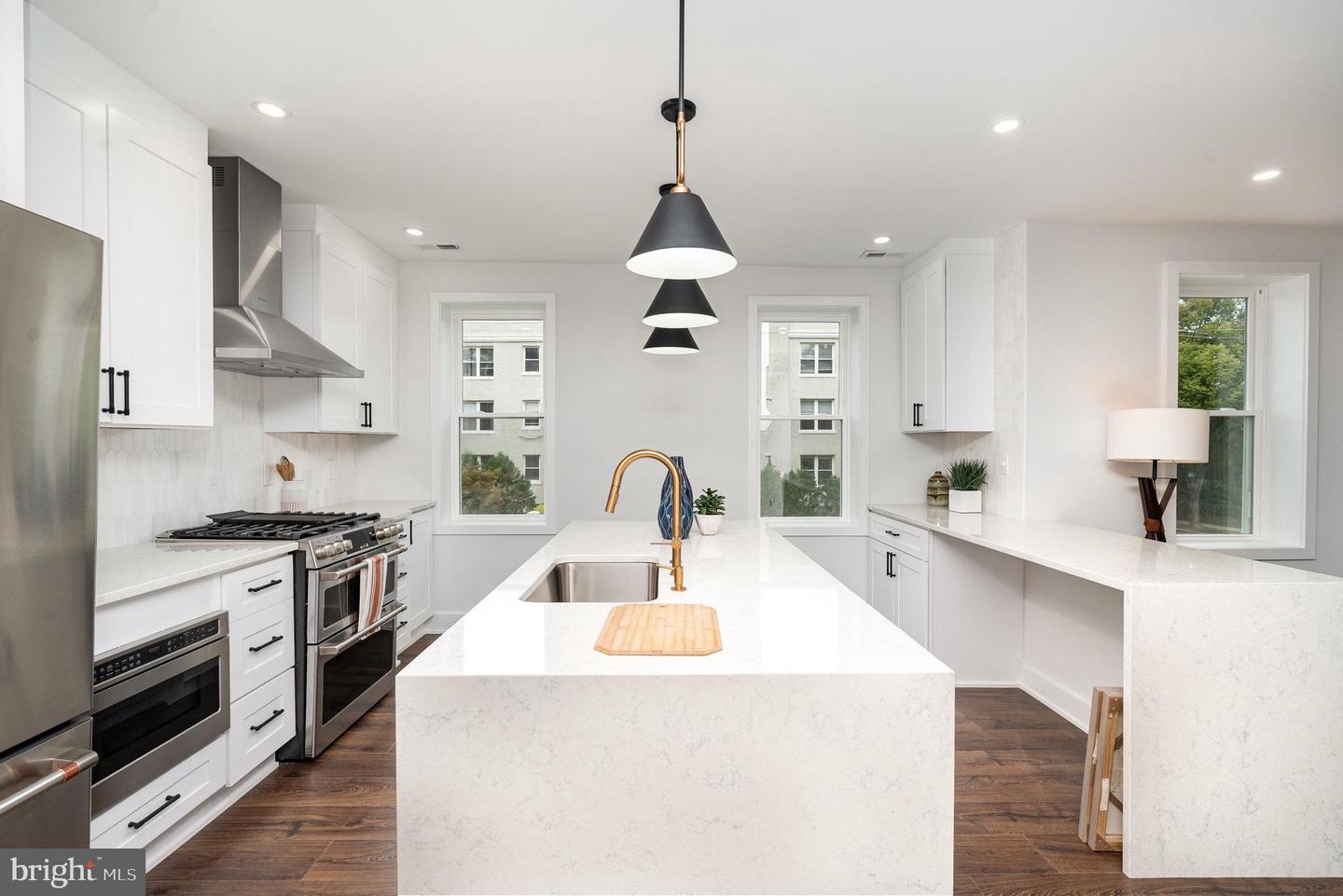 822 GALLATIN ST NW, WASHINGTON, District Of Columbia 20011, 5 Bedrooms Bedrooms, ,4 BathroomsBathrooms,Residential,For sale,822 GALLATIN ST NW,DCDC2224566 MLS # DCDC2224566