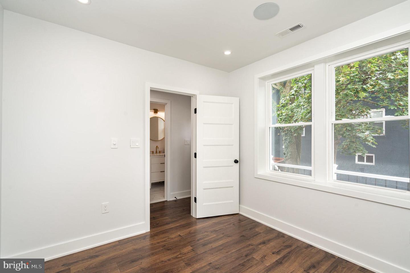 822 GALLATIN ST NW, WASHINGTON, District Of Columbia 20011, 5 Bedrooms Bedrooms, ,4 BathroomsBathrooms,Residential,For sale,822 GALLATIN ST NW,DCDC2224566 MLS # DCDC2224566