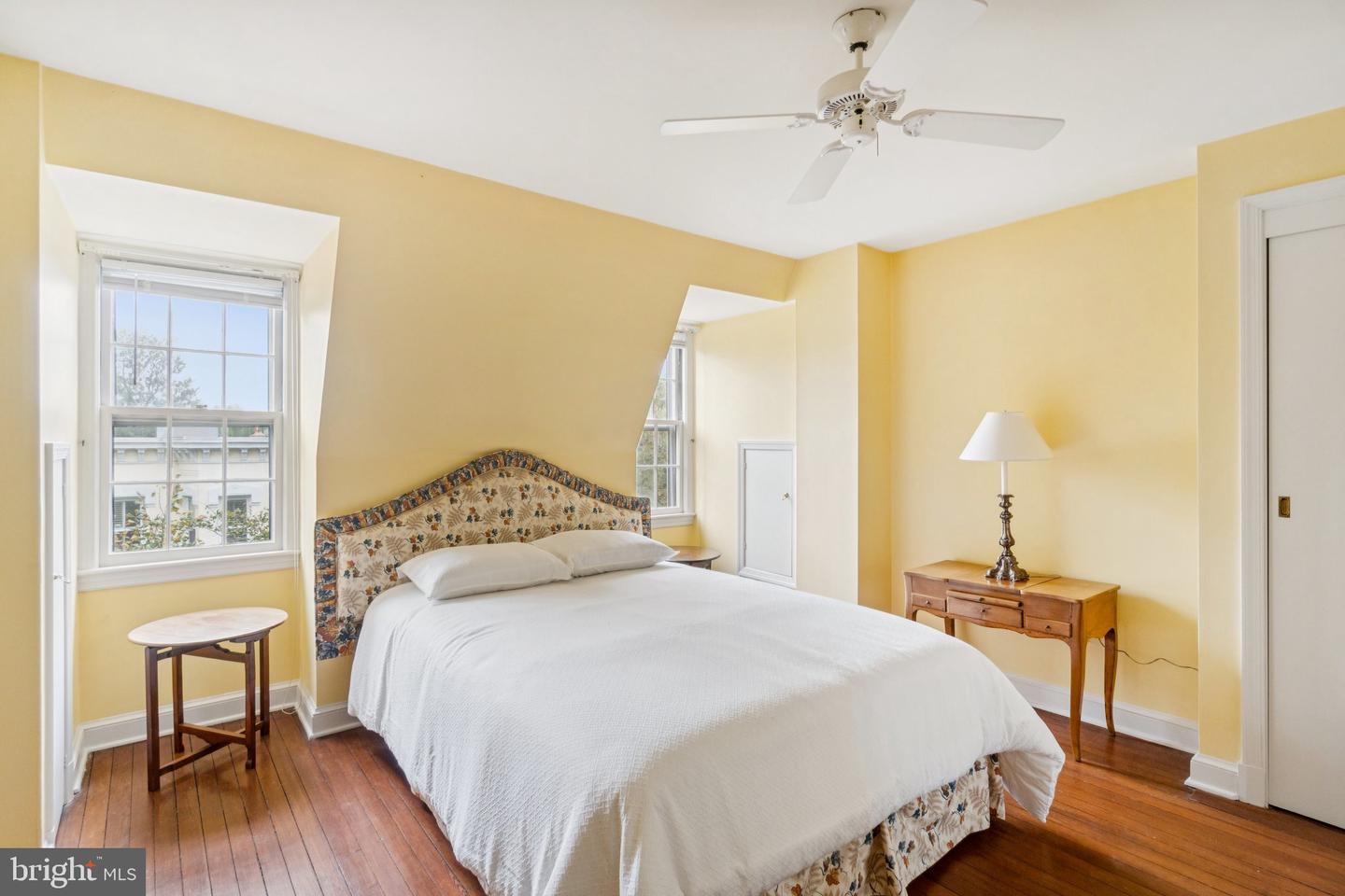 1234 30TH ST NW, WASHINGTON, District Of Columbia 20007, 3 Bedrooms Bedrooms, ,3 BathroomsBathrooms,Residential,For sale,1234 30TH ST NW,DCDC2224568 MLS # DCDC2224568