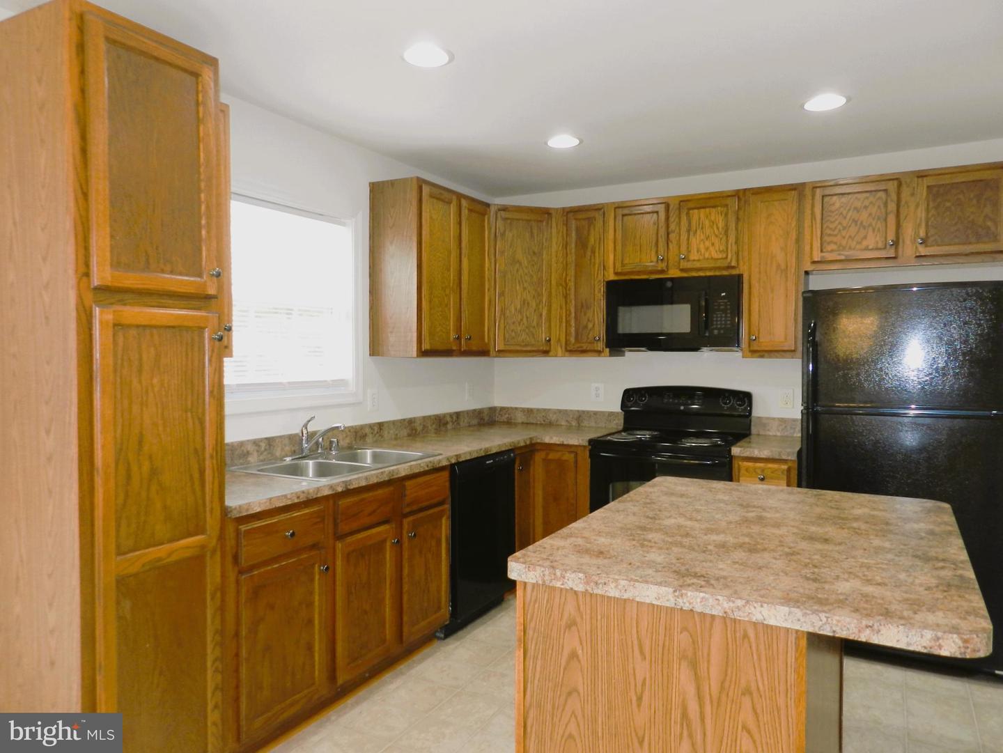 23214 WESTWOOD CT, RUTHER GLEN, Virginia 22546, 3 Bedrooms Bedrooms, ,2 BathroomsBathrooms,Residential,For sale,23214 WESTWOOD CT,VACV2008908 MLS # VACV2008908