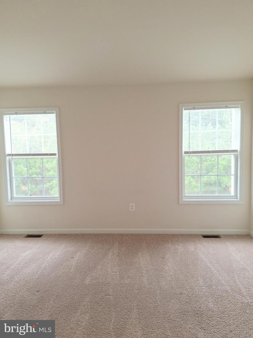 23214 WESTWOOD CT, RUTHER GLEN, Virginia 22546, 3 Bedrooms Bedrooms, ,2 BathroomsBathrooms,Residential,For sale,23214 WESTWOOD CT,VACV2008908 MLS # VACV2008908