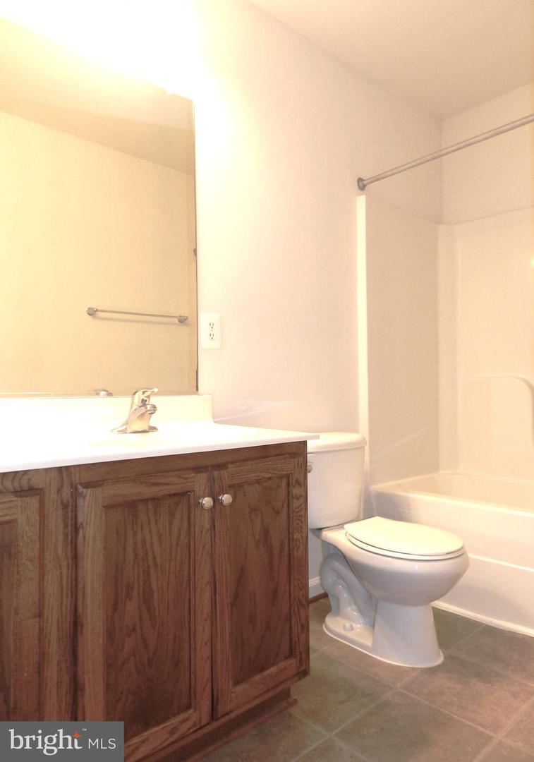 23214 WESTWOOD CT, RUTHER GLEN, Virginia 22546, 3 Bedrooms Bedrooms, ,2 BathroomsBathrooms,Residential,For sale,23214 WESTWOOD CT,VACV2008908 MLS # VACV2008908
