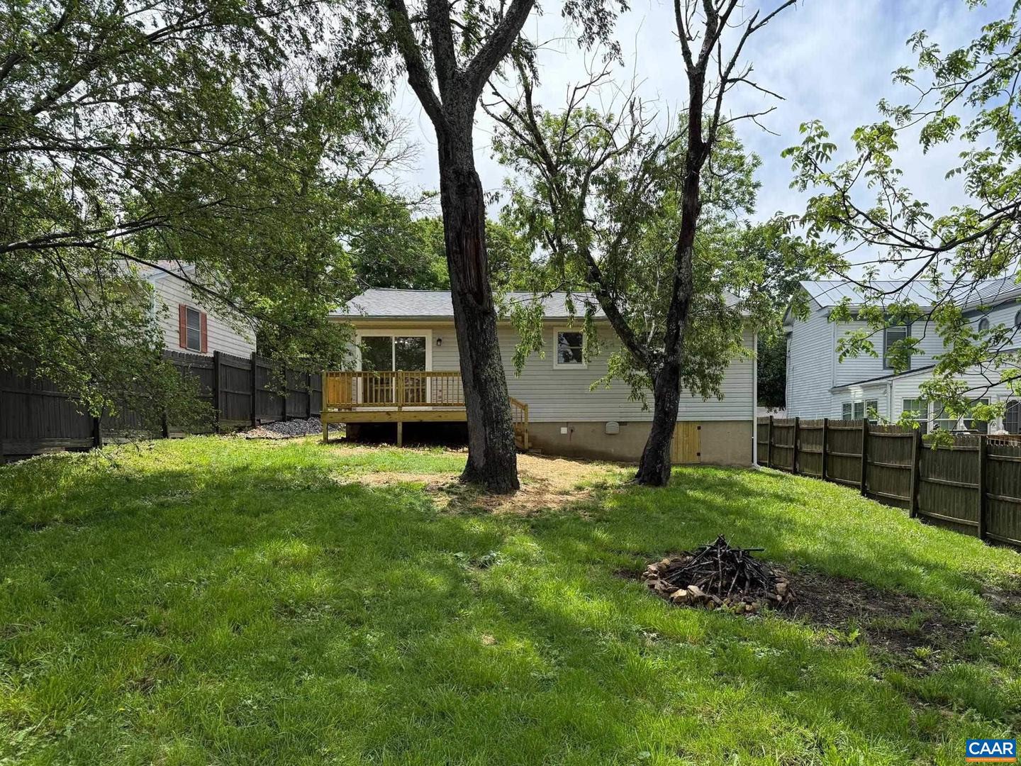 1207 4TH ST, WAYNESBORO, Virginia 22980, 3 Bedrooms Bedrooms, ,1 BathroomBathrooms,Residential,For sale,1207 4TH ST,669457 MLS # 669457