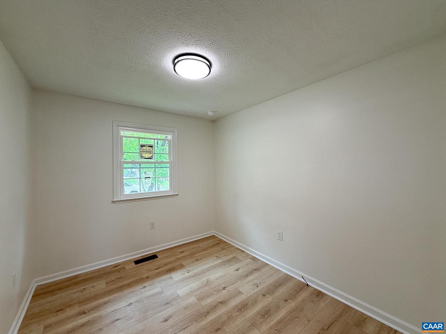 1207 4TH ST, WAYNESBORO, Virginia 22980, 3 Bedrooms Bedrooms, ,1 BathroomBathrooms,Residential,For sale,1207 4TH ST,669457 MLS # 669457