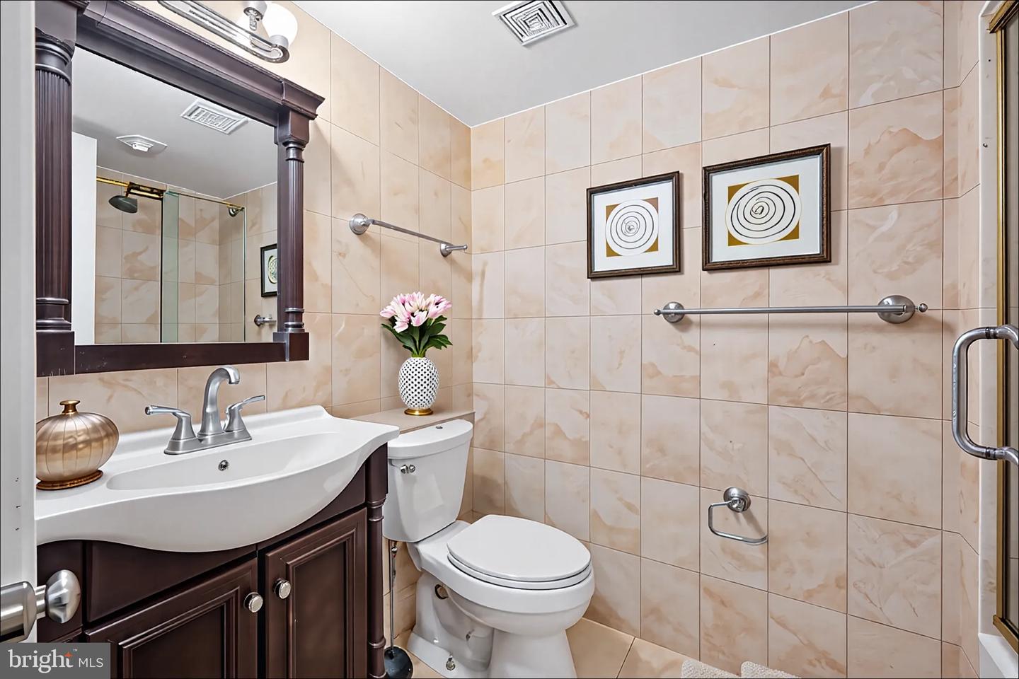 922 24TH ST NW #809, WASHINGTON, District Of Columbia 20037, ,1 BathroomBathrooms,Residential,For sale,922 24TH ST NW #809,DCDC2224650 MLS # DCDC2224650 922 24TH ST NW #809, WASHINGTON, District Of Columbia 20037, ,1 BathroomBathrooms,Residential,For sale,922 24TH ST NW #809,DCDC2224650 MLS # DCDC2224650