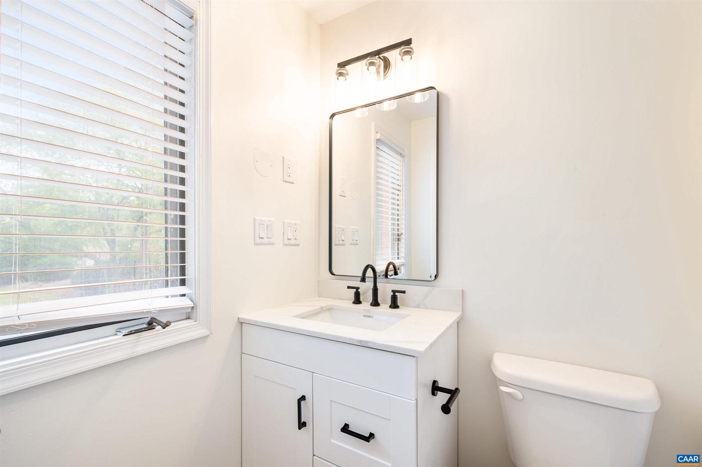 1552 GARDEN CT, CHARLOTTESVILLE, Virginia 22901, 2 Bedrooms Bedrooms, ,2 BathroomsBathrooms,Residential,For sale,1552 GARDEN CT,669463 MLS # 669463