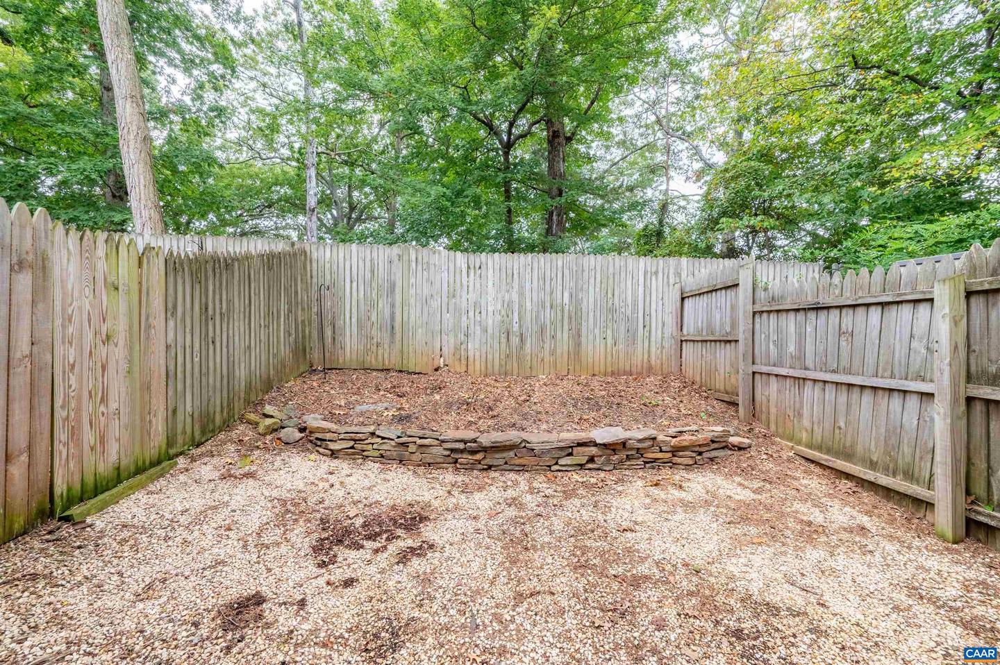 1552 GARDEN CT, CHARLOTTESVILLE, Virginia 22901, 2 Bedrooms Bedrooms, ,2 BathroomsBathrooms,Residential,For sale,1552 GARDEN CT,669463 MLS # 669463
