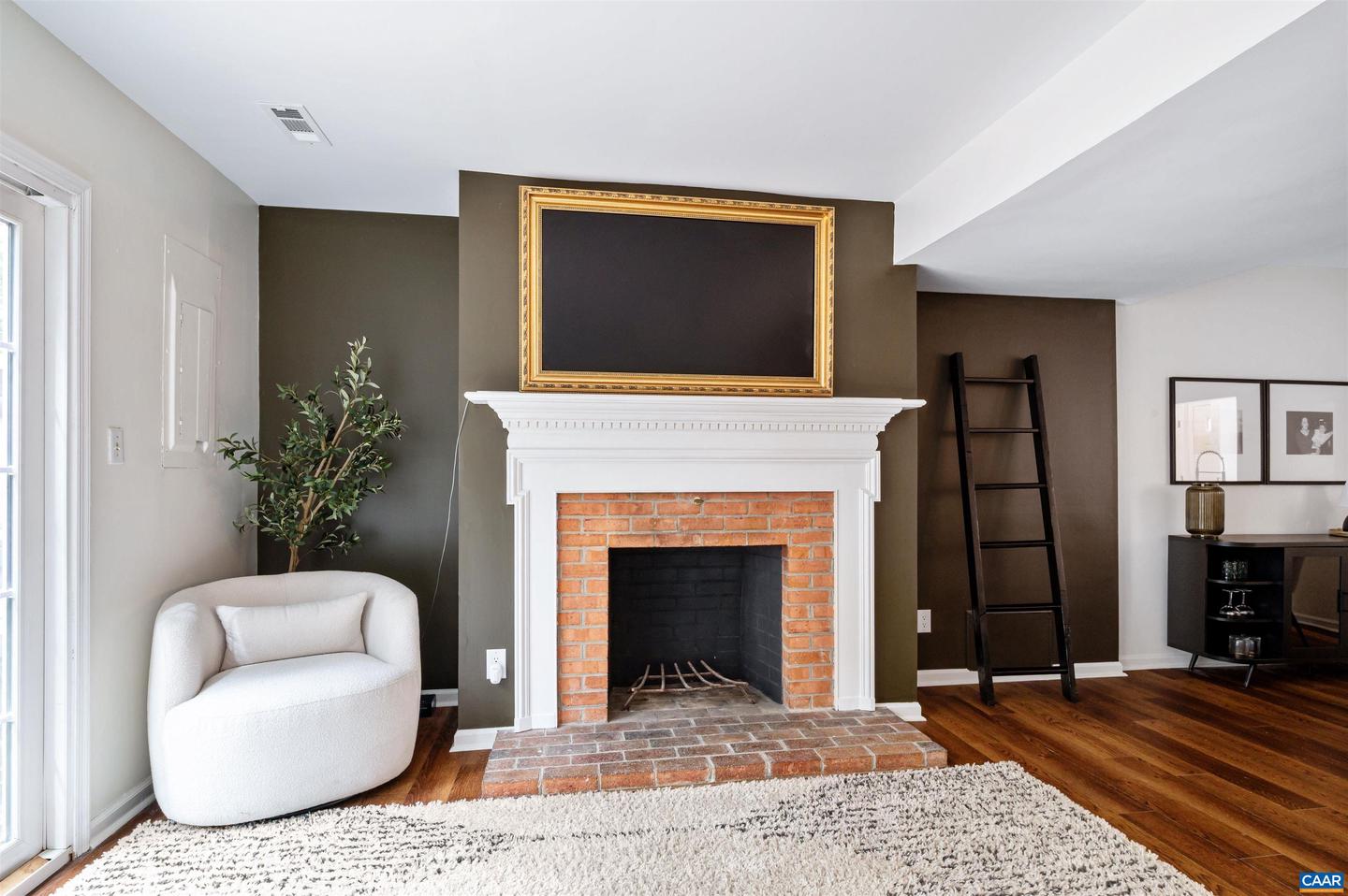 1552 GARDEN CT, CHARLOTTESVILLE, Virginia 22901, 2 Bedrooms Bedrooms, ,2 BathroomsBathrooms,Residential,For sale,1552 GARDEN CT,669463 MLS # 669463