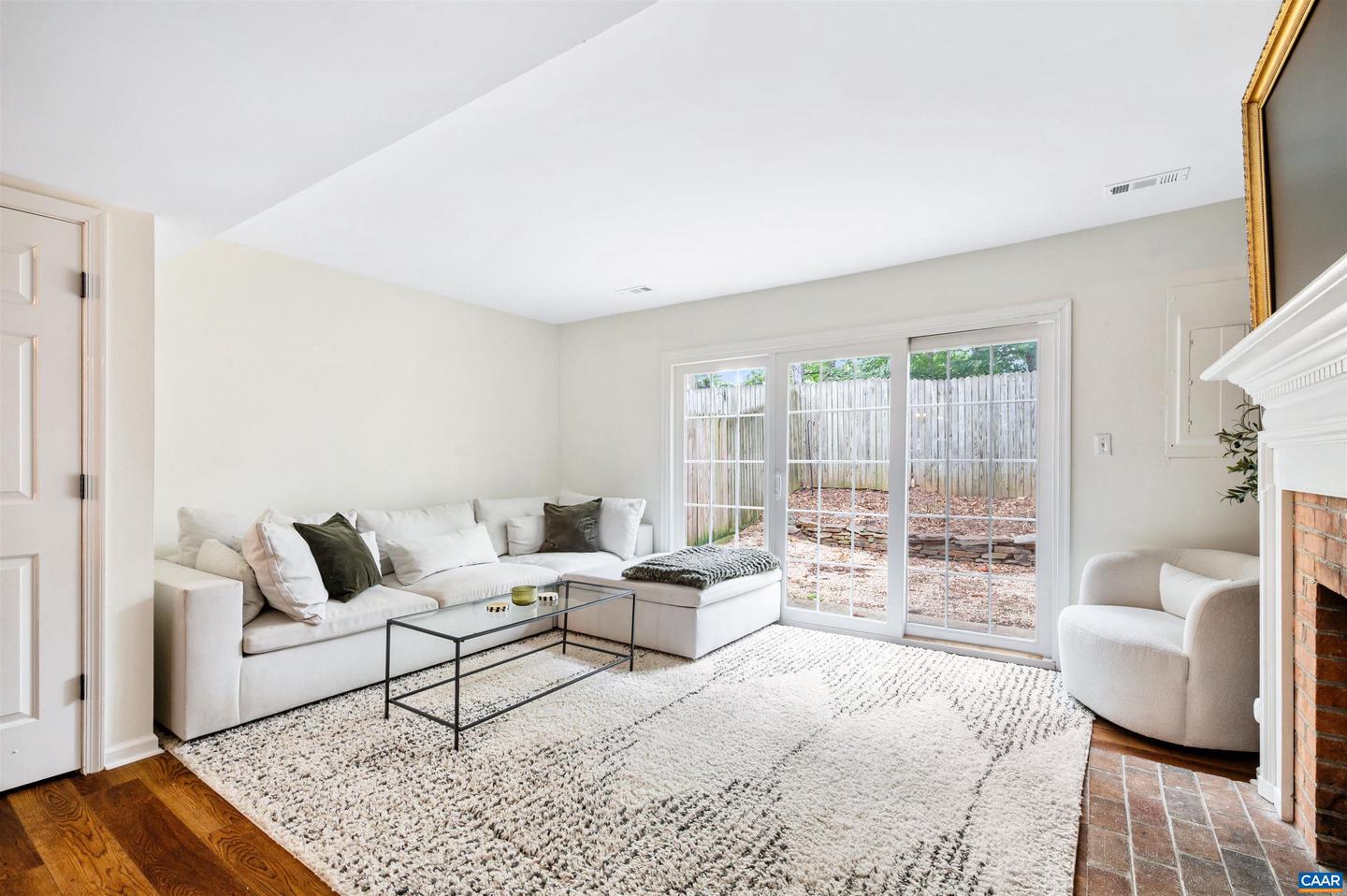 1552 GARDEN CT, CHARLOTTESVILLE, Virginia 22901, 2 Bedrooms Bedrooms, ,2 BathroomsBathrooms,Residential,For sale,1552 GARDEN CT,669463 MLS # 669463