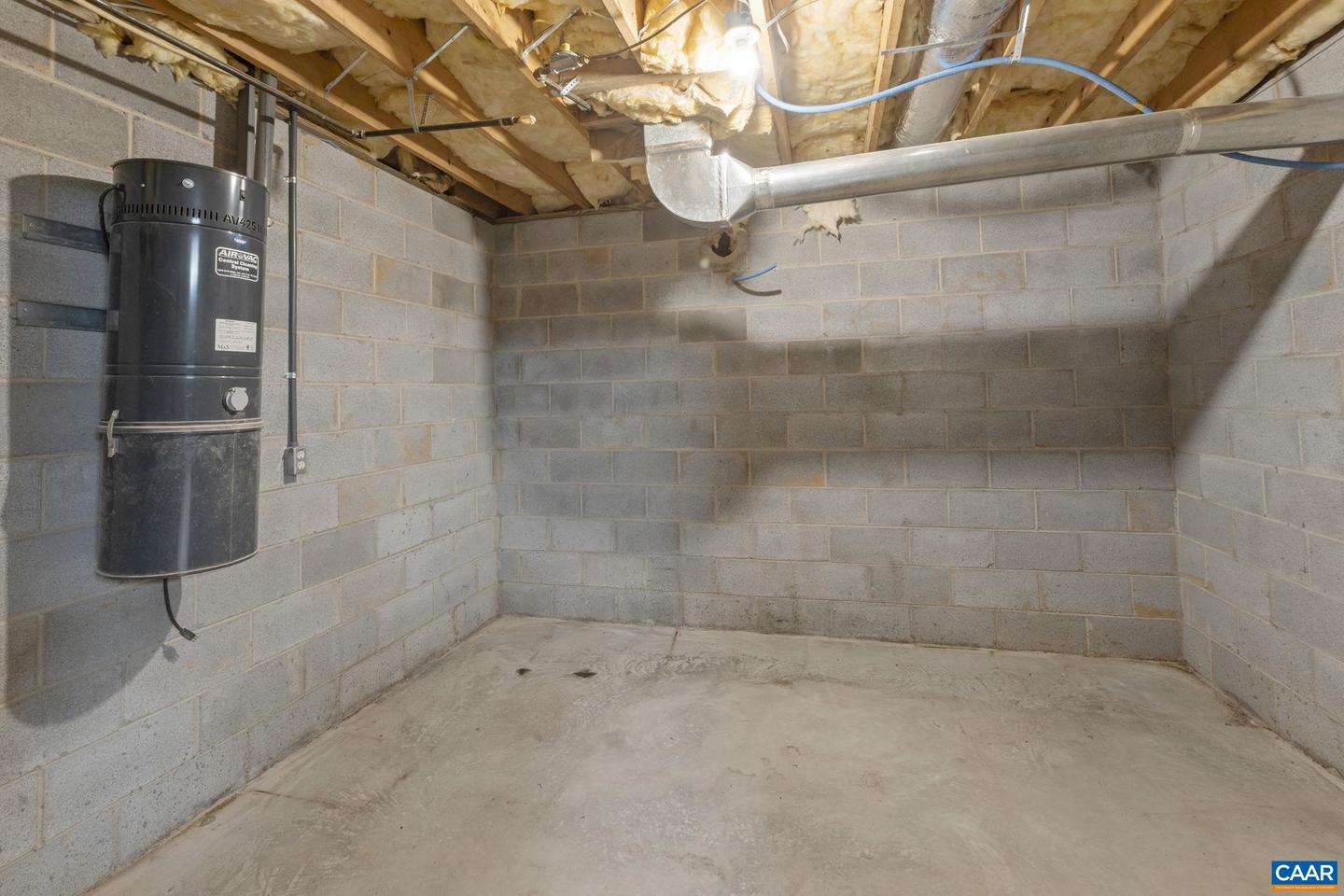 47 HOLLY SPRINGS DR, LOUISA, Virginia 23093, 3 Bedrooms Bedrooms, ,3 BathroomsBathrooms,Residential,For sale,47 HOLLY SPRINGS DR,669464 MLS # 669464