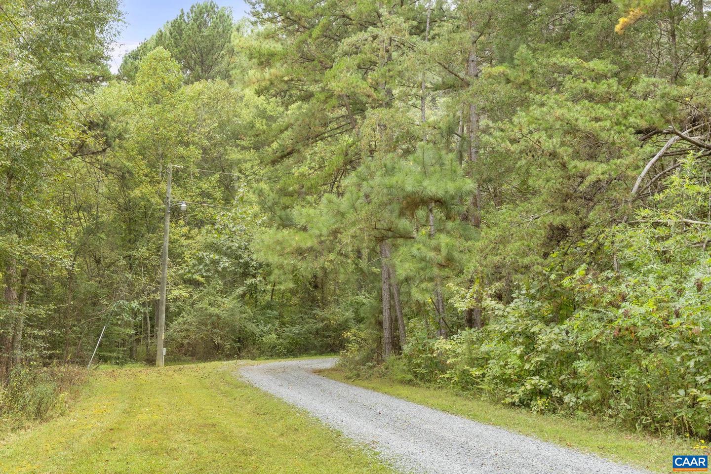 47 HOLLY SPRINGS DR, LOUISA, Virginia 23093, 3 Bedrooms Bedrooms, ,3 BathroomsBathrooms,Residential,For sale,47 HOLLY SPRINGS DR,669464 MLS # 669464