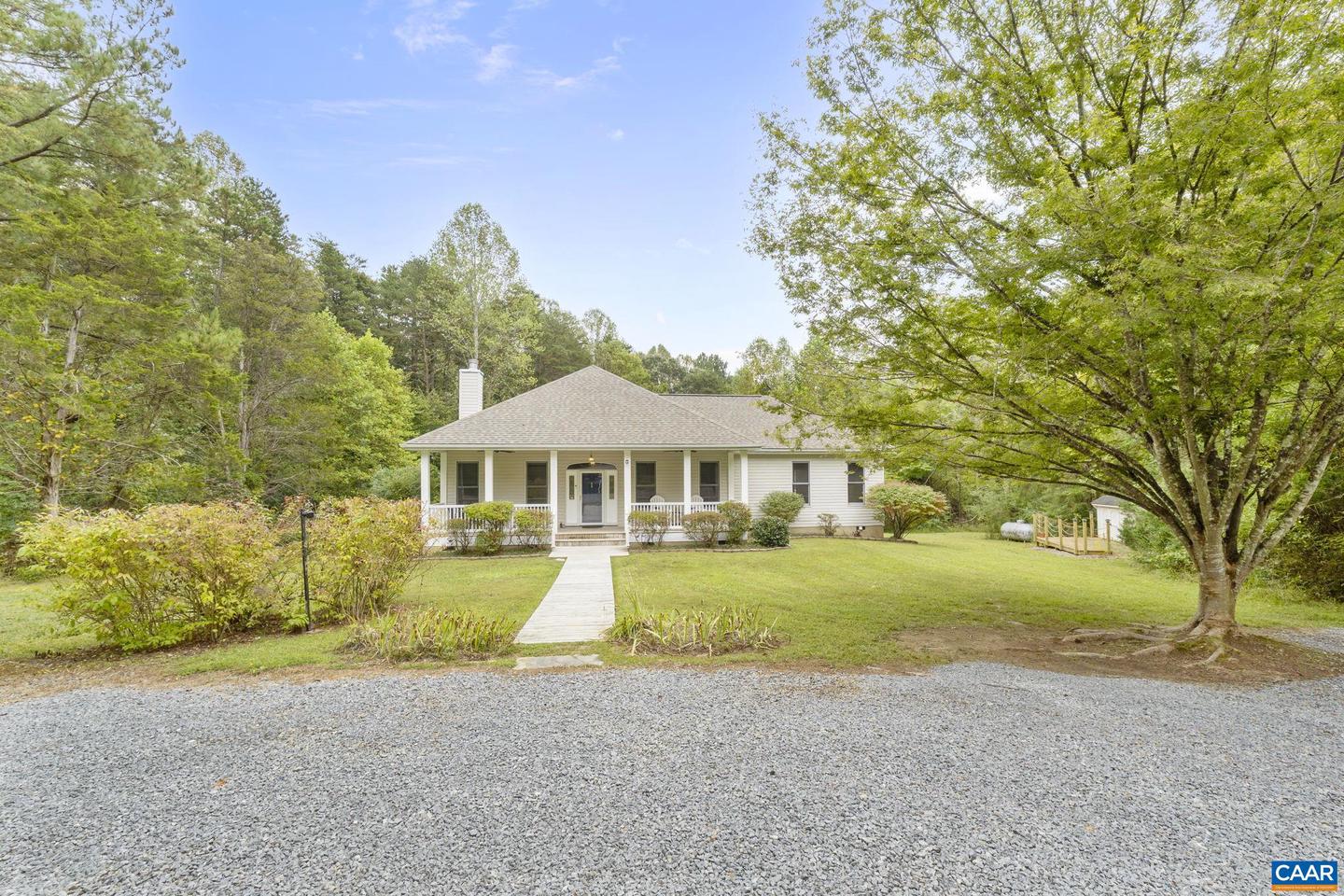 47 HOLLY SPRINGS DR, LOUISA, Virginia 23093, 3 Bedrooms Bedrooms, ,3 BathroomsBathrooms,Residential,For sale,47 HOLLY SPRINGS DR,669464 MLS # 669464