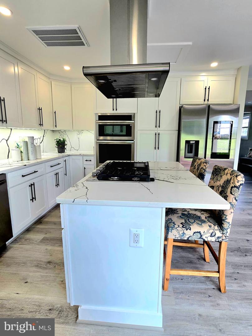 6065 MUNSON HILL RD, FALLS CHURCH, Virginia 22044, 4 Bedrooms Bedrooms, ,2 BathroomsBathrooms,Residential,For sale,6065 MUNSON HILL RD,VAFX2269750 MLS # VAFX2269750