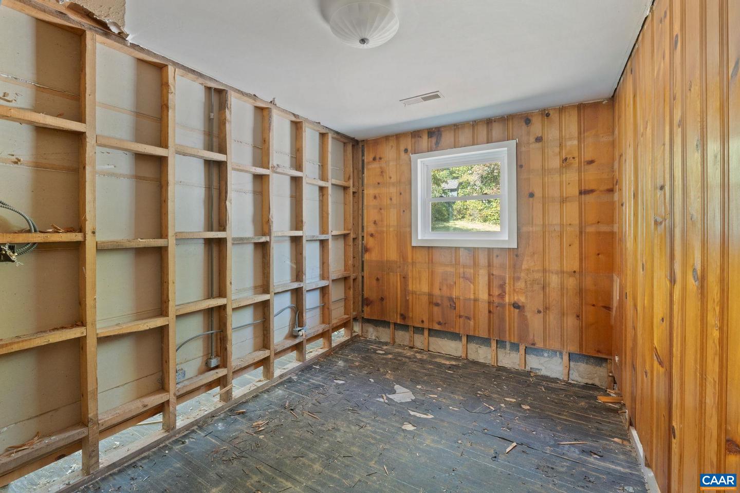 303 ALDERMAN RD, CHARLOTTESVILLE, Virginia 22903, 3 Bedrooms Bedrooms, ,1 BathroomBathrooms,Residential,For sale,303 ALDERMAN RD,669452 MLS # 669452