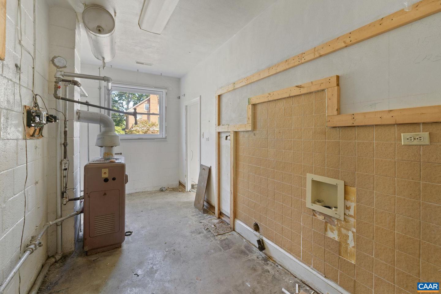 303 ALDERMAN RD, CHARLOTTESVILLE, Virginia 22903, 3 Bedrooms Bedrooms, ,1 BathroomBathrooms,Residential,For sale,303 ALDERMAN RD,669452 MLS # 669452