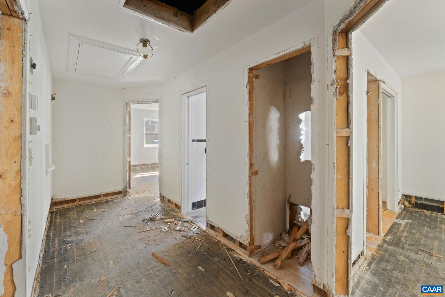 303 ALDERMAN RD, CHARLOTTESVILLE, Virginia 22903, 3 Bedrooms Bedrooms, ,1 BathroomBathrooms,Residential,For sale,303 ALDERMAN RD,669452 MLS # 669452