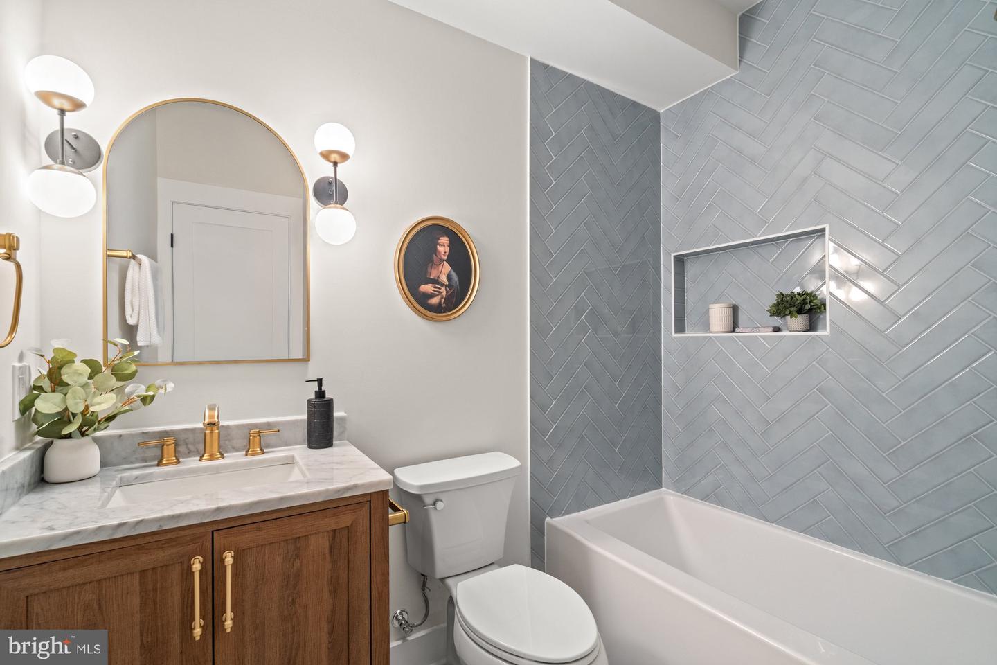 1710 EUCLID ST NW, WASHINGTON, District Of Columbia 20009, 4 Bedrooms Bedrooms, ,3 BathroomsBathrooms,Residential,For sale,1710 EUCLID ST NW,DCDC2224534 MLS # DCDC2224534