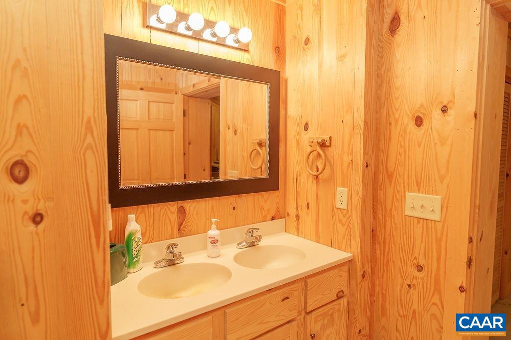 536 REDBUD DR, STANARDSVILLE, Virginia 22973, 2 Bedrooms Bedrooms, ,2 BathroomsBathrooms,Residential,For sale,536 REDBUD DR,669445 MLS # 669445