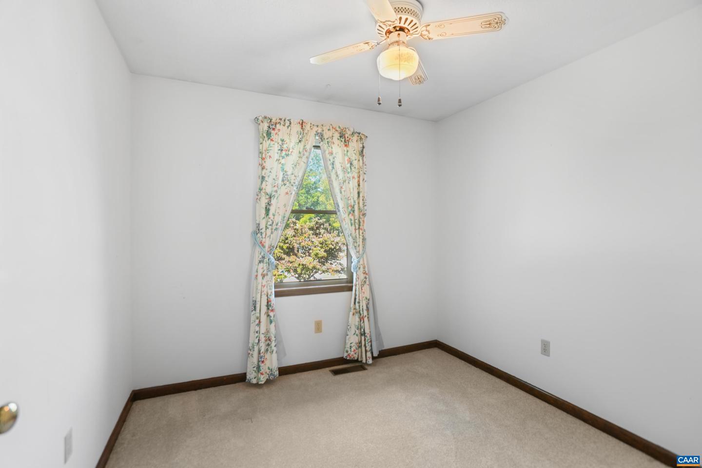 1600 STUART ST, WAYNESBORO, Virginia 22980, 4 Bedrooms Bedrooms, ,2 BathroomsBathrooms,Residential,For sale,1600 STUART ST,669449 MLS # 669449