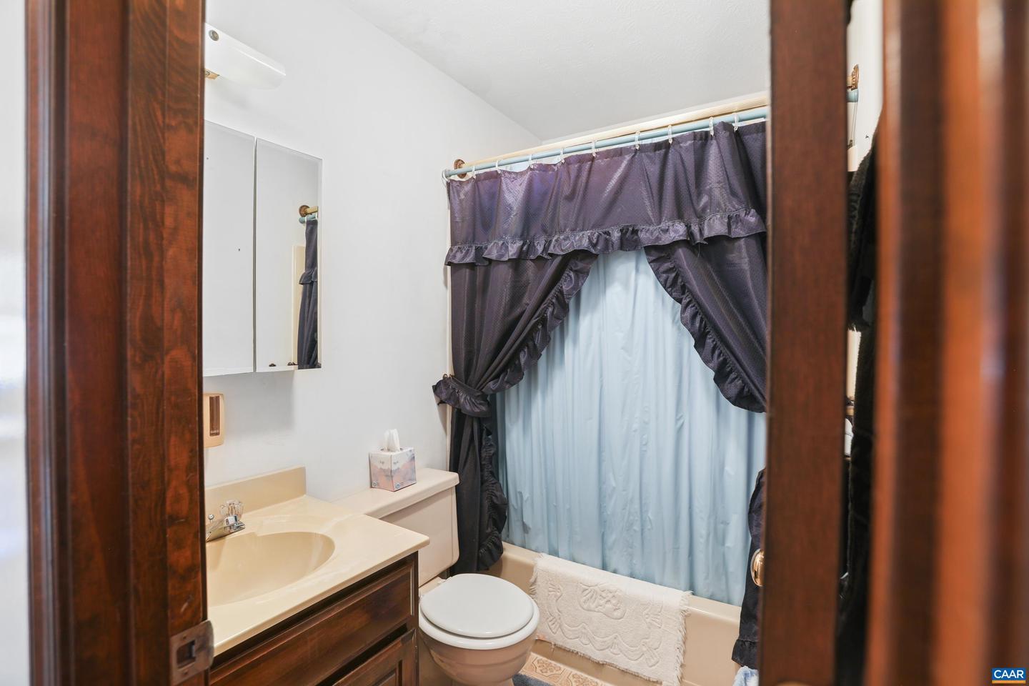 1600 STUART ST, WAYNESBORO, Virginia 22980, 4 Bedrooms Bedrooms, ,2 BathroomsBathrooms,Residential,For sale,1600 STUART ST,669449 MLS # 669449
