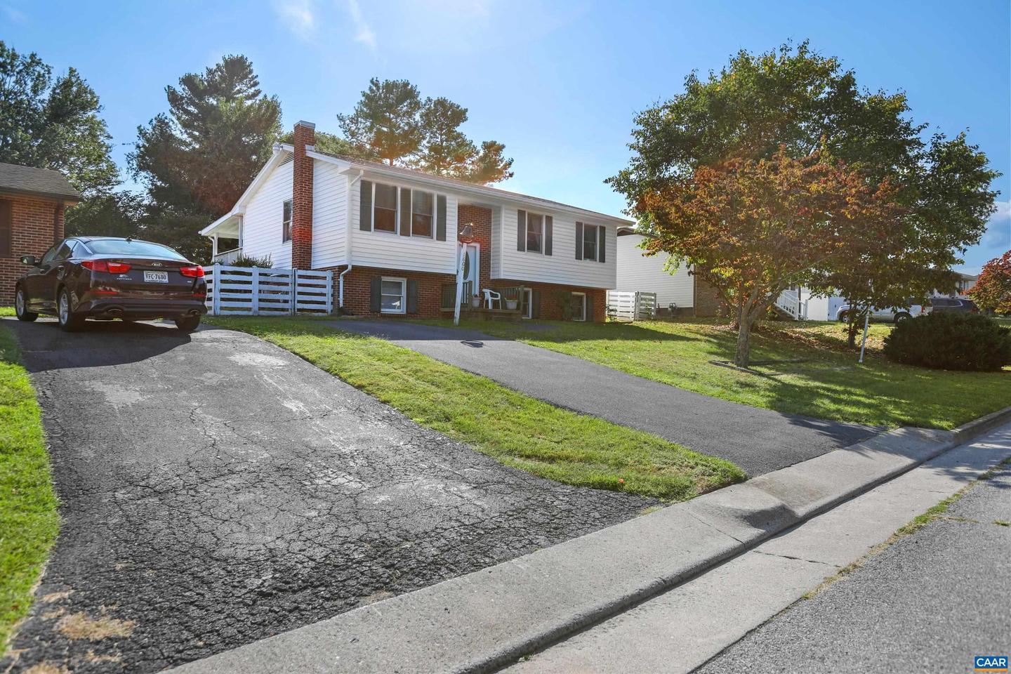 1600 STUART ST, WAYNESBORO, Virginia 22980, 4 Bedrooms Bedrooms, ,2 BathroomsBathrooms,Residential,For sale,1600 STUART ST,669449 MLS # 669449