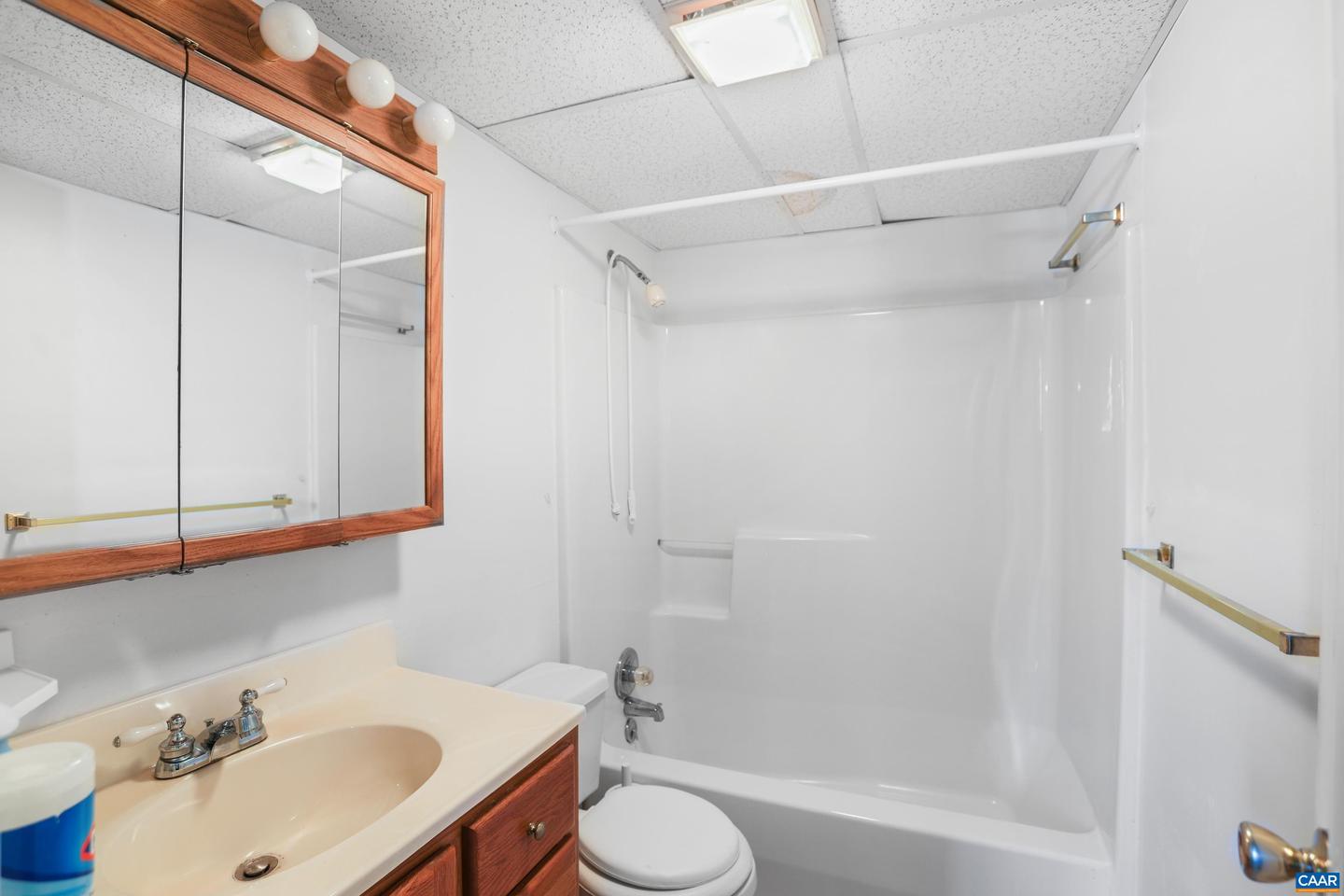 1600 STUART ST, WAYNESBORO, Virginia 22980, 4 Bedrooms Bedrooms, ,2 BathroomsBathrooms,Residential,For sale,1600 STUART ST,669449 MLS # 669449
