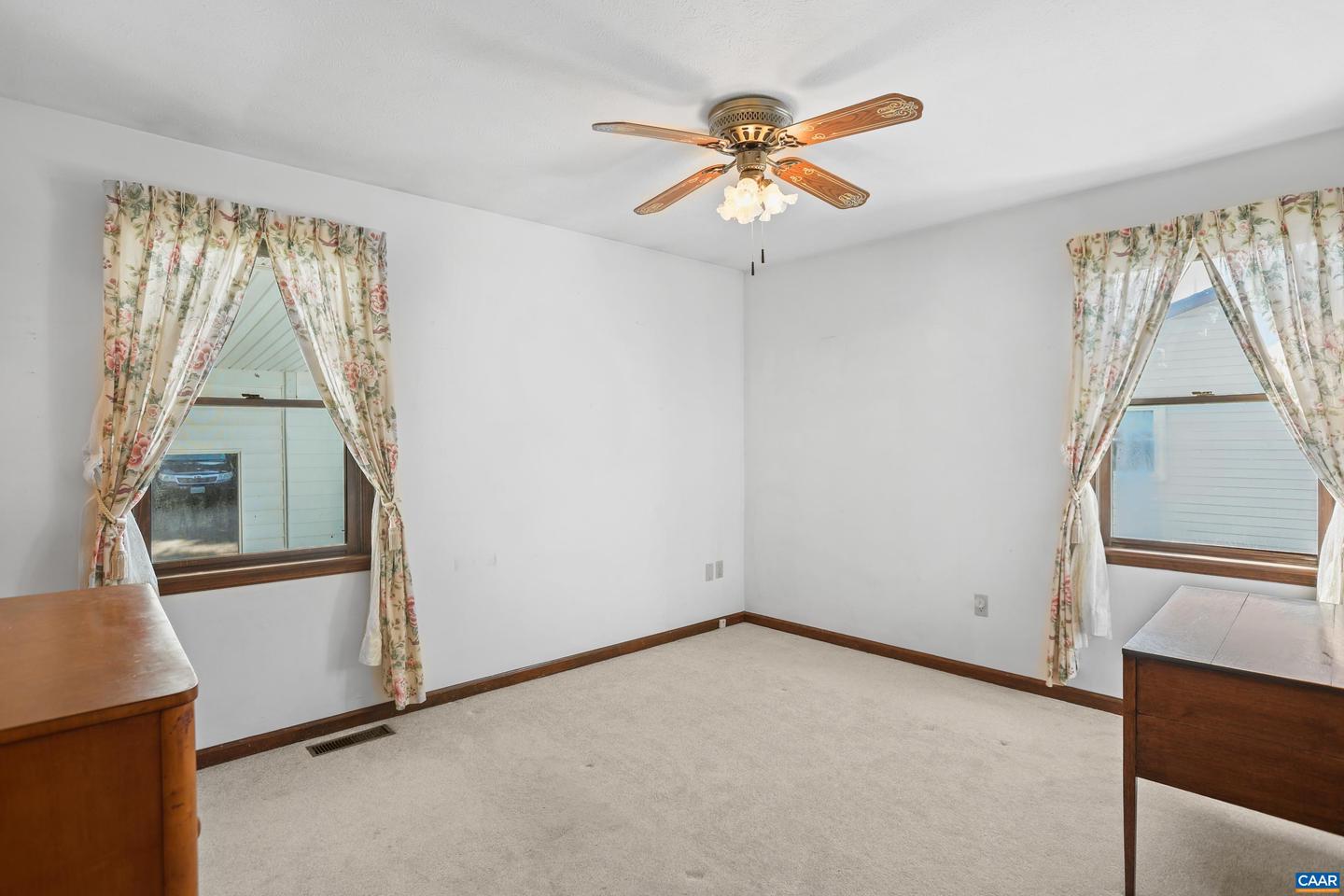 1600 STUART ST, WAYNESBORO, Virginia 22980, 4 Bedrooms Bedrooms, ,2 BathroomsBathrooms,Residential,For sale,1600 STUART ST,669449 MLS # 669449
