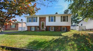 1600 STUART ST, WAYNESBORO, Virginia 22980, 4 Bedrooms Bedrooms, ,2 BathroomsBathrooms,Residential,For sale,1600 STUART ST,669449 MLS # 669449