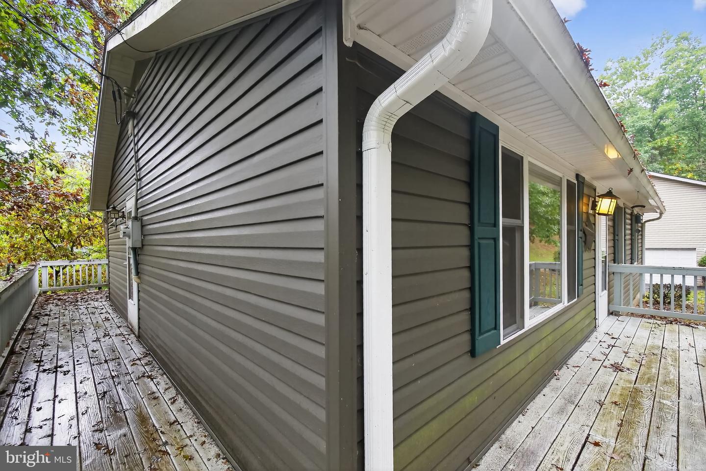 1251 LAKEVIEW DR, CROSS JUNCTION, Virginia 22625, 2 Bedrooms Bedrooms, ,2 BathroomsBathrooms,Residential,For sale,1251 LAKEVIEW DR,VAFV2037098 MLS # VAFV2037098