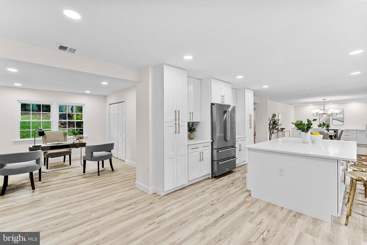 5924 JANE WAY, ALEXANDRIA, Virginia 22310, 5 Bedrooms Bedrooms, ,2 BathroomsBathrooms,Residential,For sale,5924 JANE WAY,VAFX2269702 MLS # VAFX2269702
