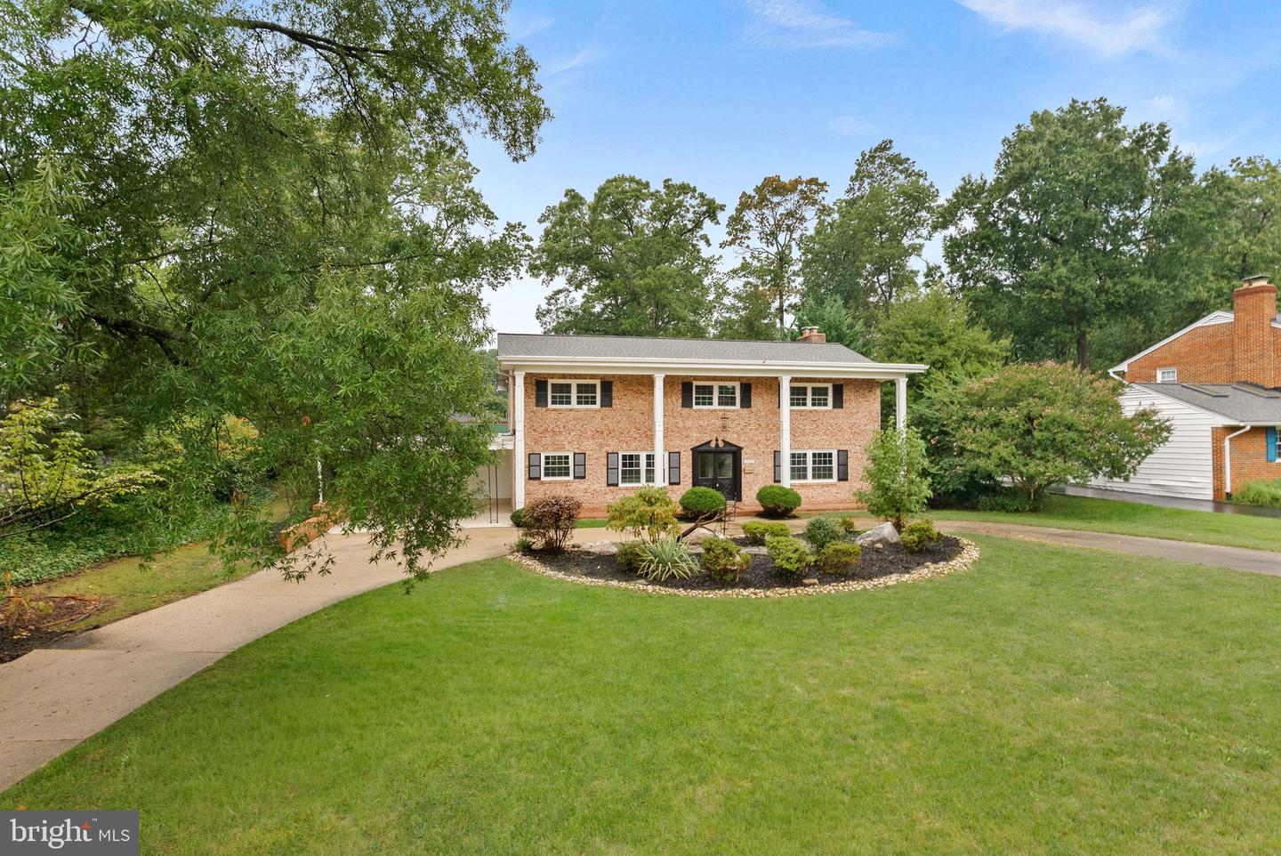 5924 JANE WAY, ALEXANDRIA, Virginia 22310, 5 Bedrooms Bedrooms, ,2 BathroomsBathrooms,Residential,For sale,5924 JANE WAY,VAFX2269702 MLS # VAFX2269702