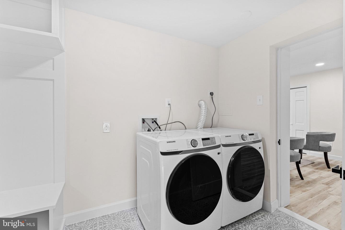 5924 JANE WAY, ALEXANDRIA, Virginia 22310, 5 Bedrooms Bedrooms, ,2 BathroomsBathrooms,Residential,For sale,5924 JANE WAY,VAFX2269702 MLS # VAFX2269702