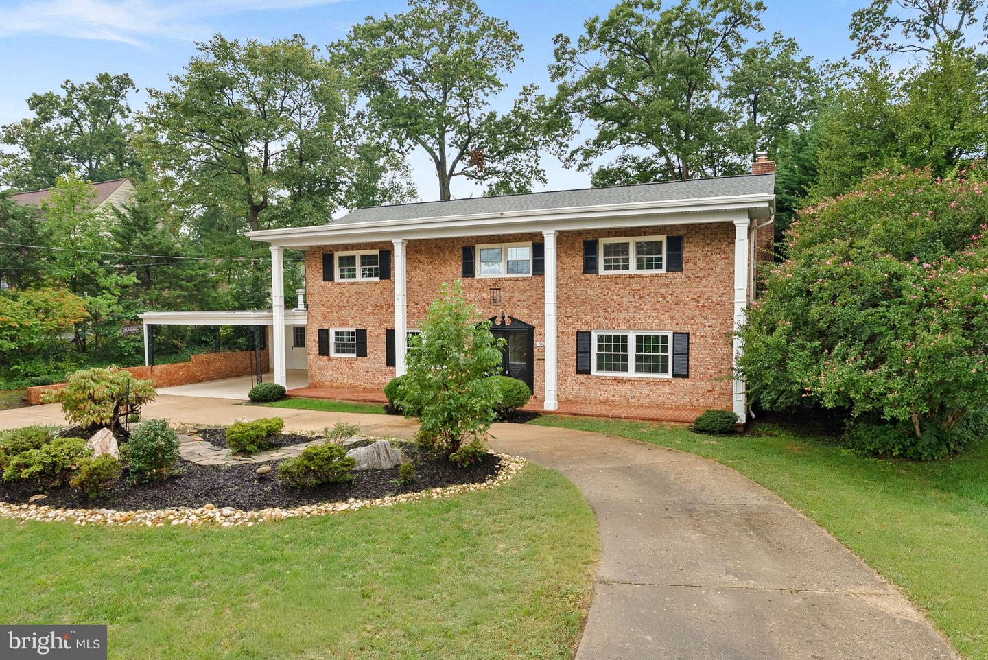 5924 JANE WAY, ALEXANDRIA, Virginia 22310, 5 Bedrooms Bedrooms, ,2 BathroomsBathrooms,Residential,For sale,5924 JANE WAY,VAFX2269702 MLS # VAFX2269702