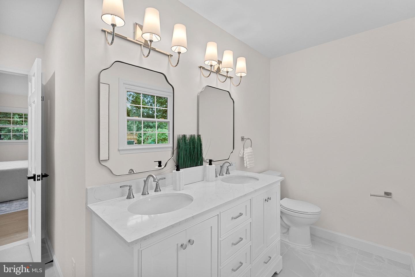 5924 JANE WAY, ALEXANDRIA, Virginia 22310, 5 Bedrooms Bedrooms, ,2 BathroomsBathrooms,Residential,For sale,5924 JANE WAY,VAFX2269702 MLS # VAFX2269702