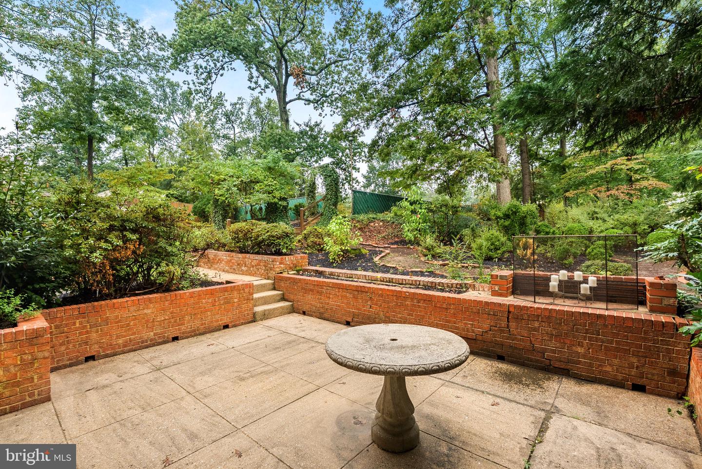 5924 JANE WAY, ALEXANDRIA, Virginia 22310, 5 Bedrooms Bedrooms, ,2 BathroomsBathrooms,Residential,For sale,5924 JANE WAY,VAFX2269702 MLS # VAFX2269702
