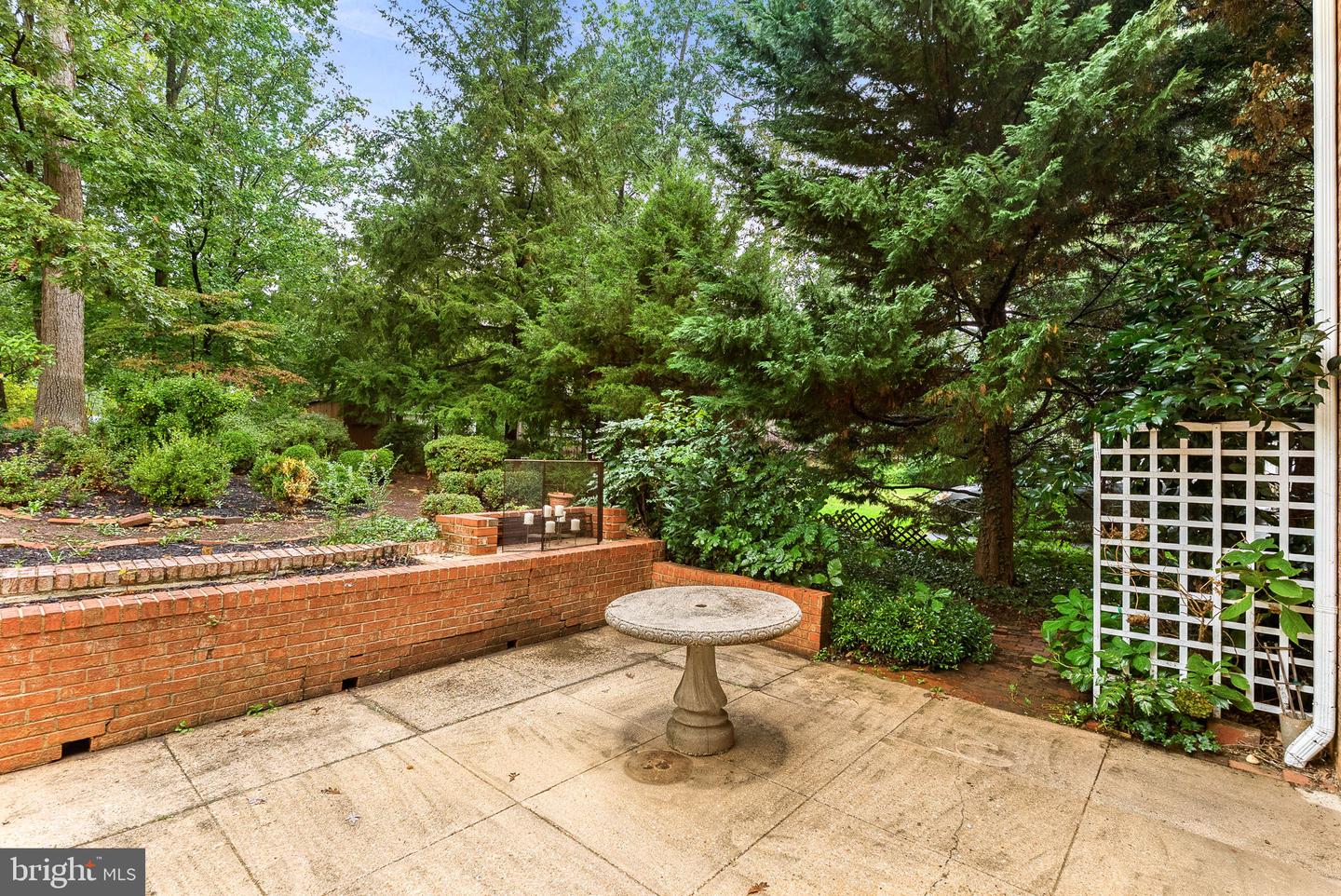 5924 JANE WAY, ALEXANDRIA, Virginia 22310, 5 Bedrooms Bedrooms, ,2 BathroomsBathrooms,Residential,For sale,5924 JANE WAY,VAFX2269702 MLS # VAFX2269702