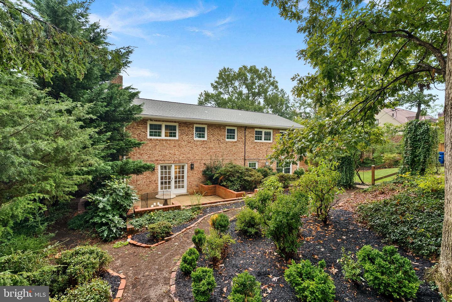 5924 JANE WAY, ALEXANDRIA, Virginia 22310, 5 Bedrooms Bedrooms, ,2 BathroomsBathrooms,Residential,For sale,5924 JANE WAY,VAFX2269702 MLS # VAFX2269702