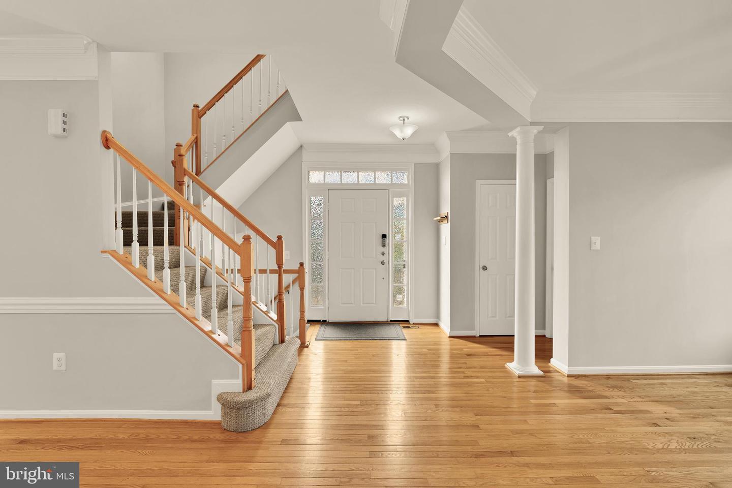 3015 FALLSWOOD GLEN CT, FALLS CHURCH, Virginia 22044, 3 Bedrooms Bedrooms, ,2 BathroomsBathrooms,Residential,For sale,3015 FALLSWOOD GLEN CT,VAFX2269706 MLS # VAFX2269706