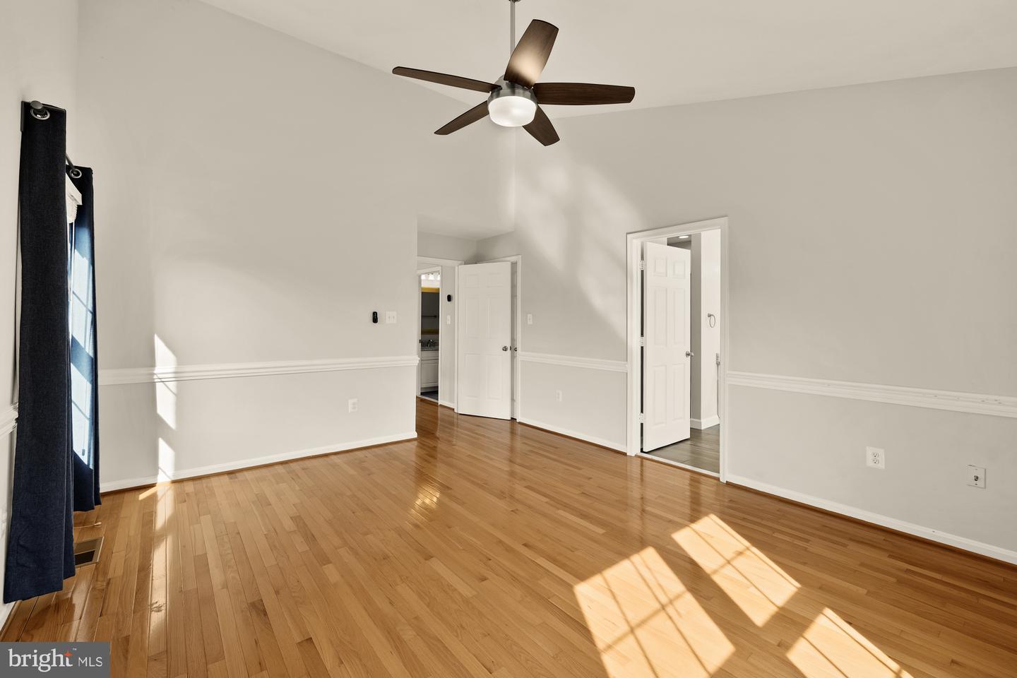 3015 FALLSWOOD GLEN CT, FALLS CHURCH, Virginia 22044, 3 Bedrooms Bedrooms, ,2 BathroomsBathrooms,Residential,For sale,3015 FALLSWOOD GLEN CT,VAFX2269706 MLS # VAFX2269706