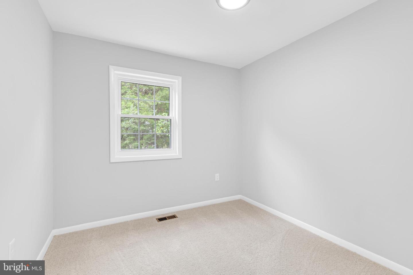 7403 LARNE LN, LORTON, Virginia 22079, 3 Bedrooms Bedrooms, 8 Rooms Rooms,2 BathroomsBathrooms,Residential,For sale,7403 LARNE LN,VAFX2269712 MLS # VAFX2269712